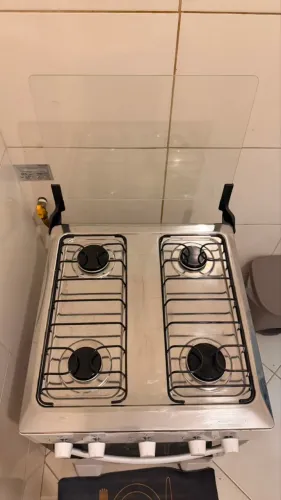 FOGÃO 4 BOCAS USADO POUCAS VEZES!!!