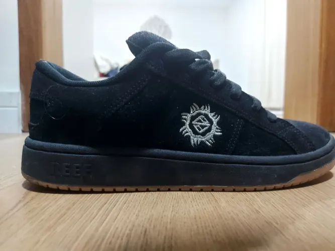 Tenis reef gripper número 38/39 zerado