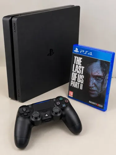 PS4 Slim + Controle Original + The Last of Us Part II ? R$ 1.500