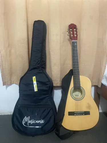 Vendo violão 