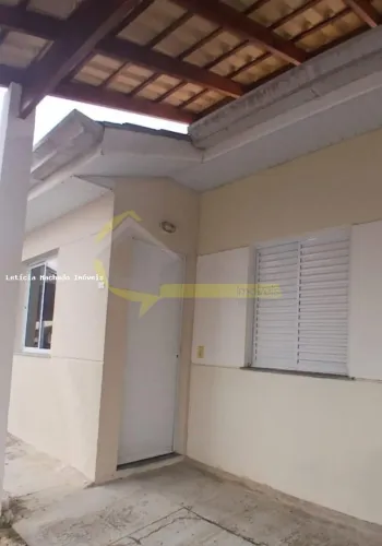 Casa em Condomínio para Venda em Mogi das Cruzes, Jardim Layr, 2 dormitórios, 1 banheiro,