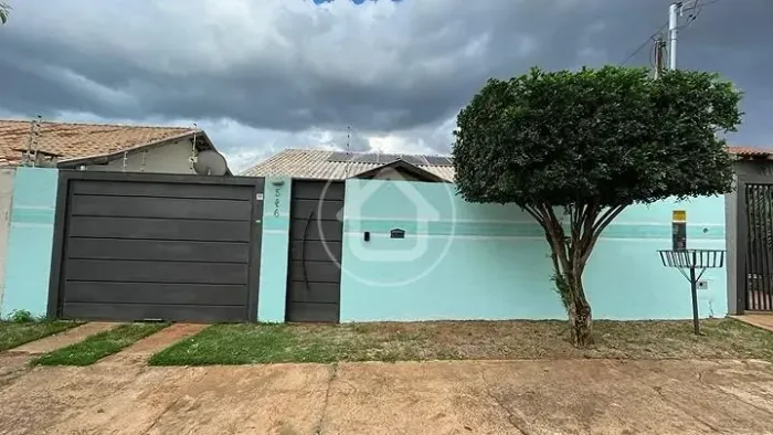 CASA COM 3 DORMITÓRIOS SENDO 2 SUÍTES JD PANAMÁ