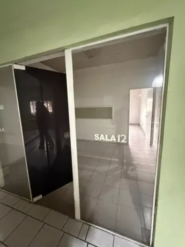 Casa com 1 Quarto(s) e 1 banheiro(s) para Alugar, 32 m² por R$ 1200 / Mês