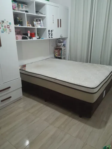 Cama box base e de veludo