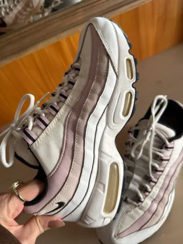 Nike Air Max 95 feminino