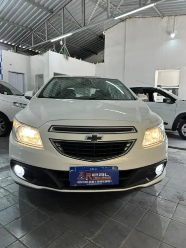Chevrolet Onix Hatch LT 1.0 8V Flex Power Mec. 4P 2014