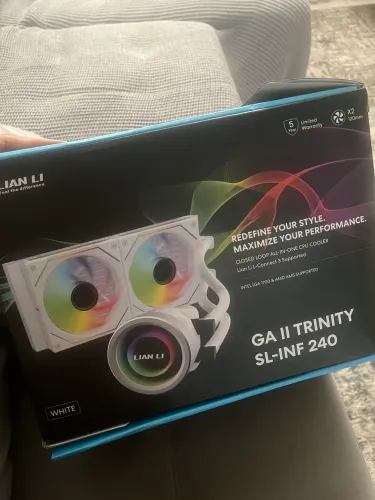 Water Cooler Lian-Li GA II Trinity SL-INF, RGB, 240mm, AMD, Intel, Branco - GA2T24INW