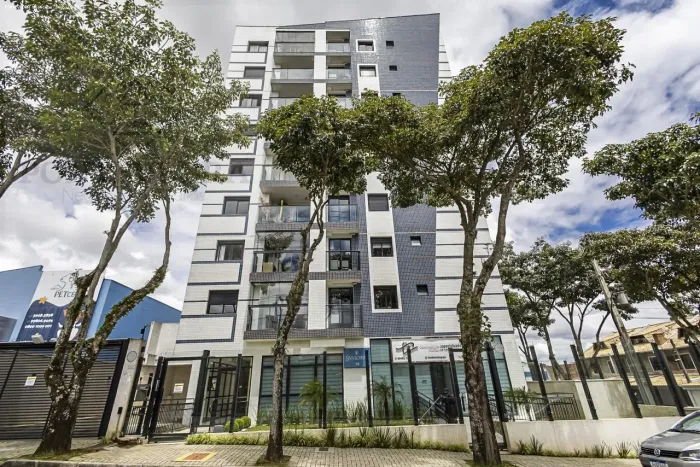 Comercial para Venda em Pinhais, Centro, 2 vagas