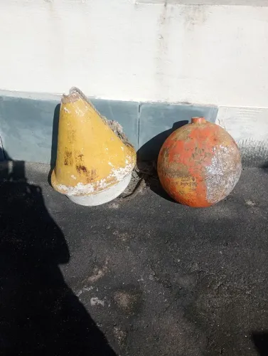 Boia para poita de embarcação