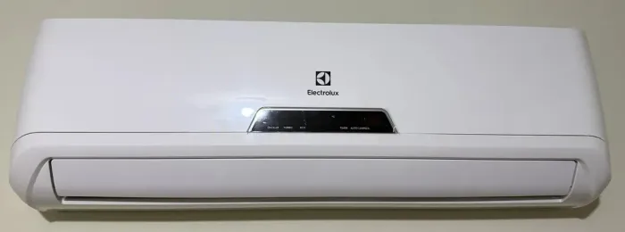 AR CONDICIONADO SPLIT ELECTROLUX