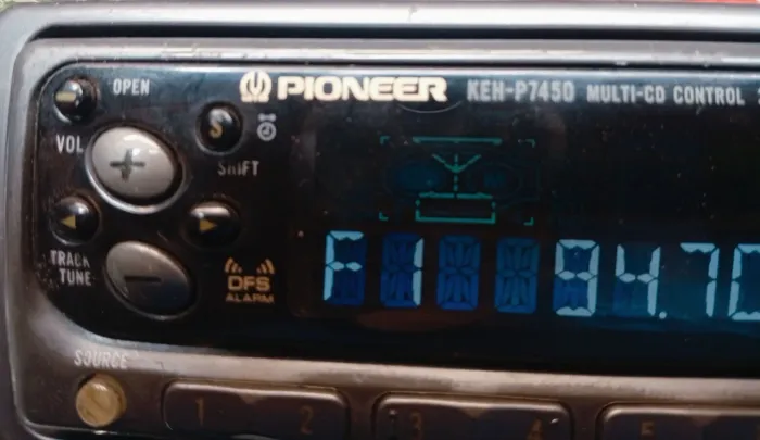 TOCA-FITAS PIONEER KEH-P7450 - PERFEITO 
