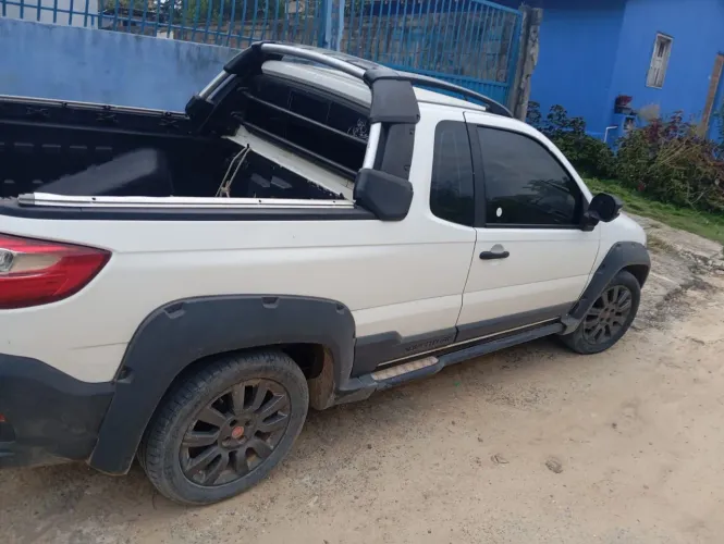 Fiat Strada Adventure 1.8/ 1.8 Locker Flex CE 2016