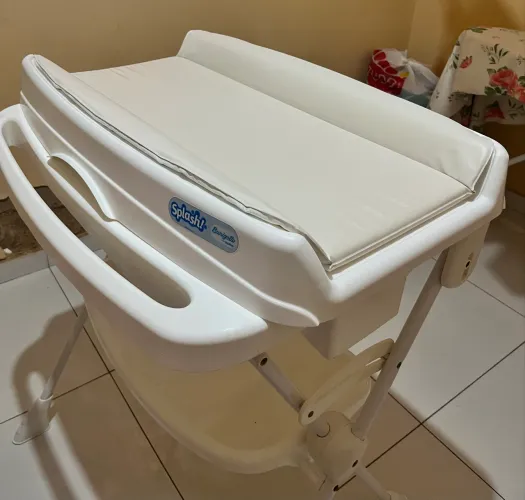 Banheira com trocador Burigotto