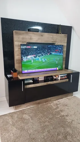 Painel de TV com rack