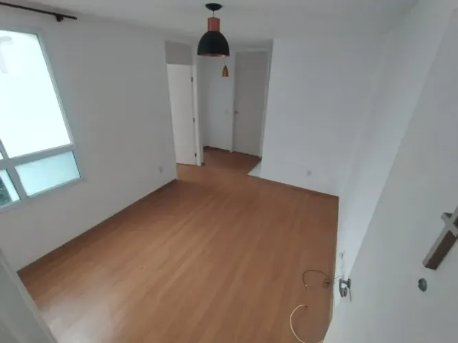 Apartamento com 2 quartos na Decaminada