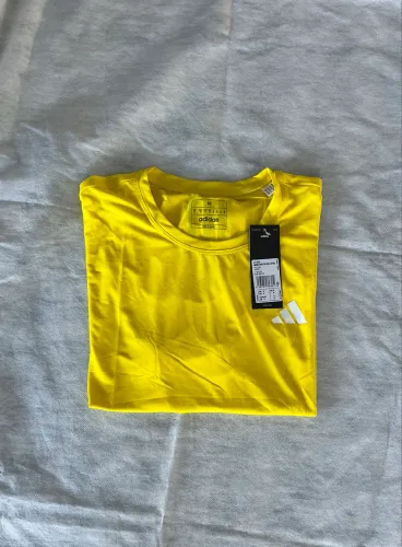 Camiseta Adidas em Poliamida Original - M - GG