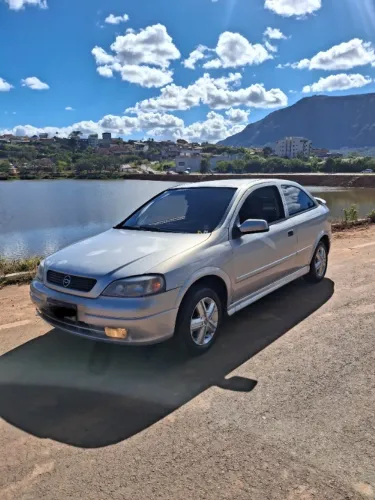 Chevrolet Astra 2.0/ CD/ GLS 2.0 MPFI 16V 3P 1999