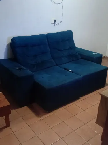 Vendo sofa retrátil, 6 meses de uso