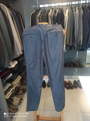 Calça alfaiataria 40 nova 