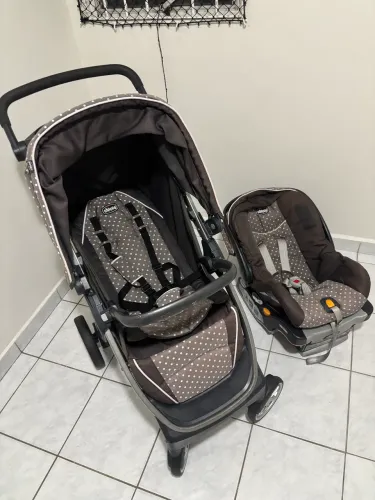 Carrinho de Bebê 3 em 1 com Cadeira para Carro KeyFit 30 Chicco Bravo, Cinza Calla