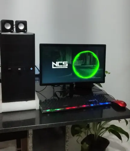 C COMPLETO i5 + 8GB + MONITOR 21" + KIT TECLADO/MOUSE/SOM