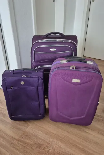 Trio de malas para viagem