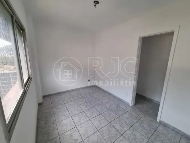 Imóvel para venda possui 62 metros quadrados com 2 quartos em Tijuca - Rio de Janeiro - RJ