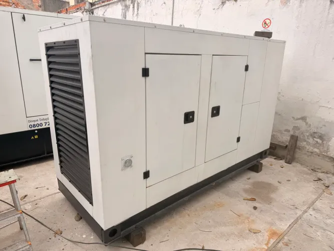 GRUPO GERADOR 55KVA