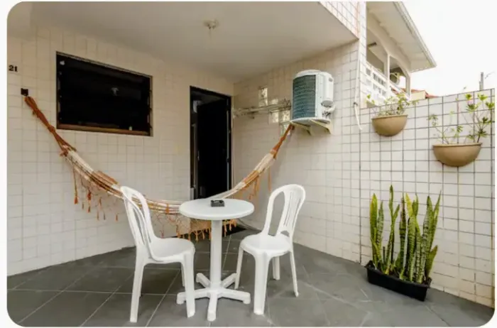 Alugo kitnet mensual 50 metros da praia Barra da lagoa