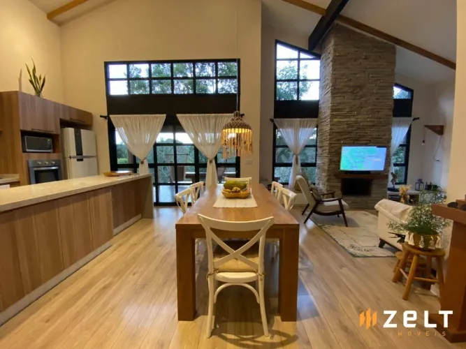 Casa com 2 dormitórios à venda, 163 m² por R$ 1.750.000,00 - Alto Cedros - Rio dos Cedros/