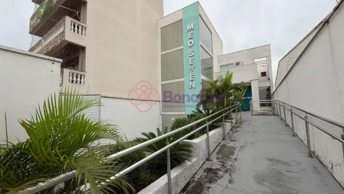 Prédio Comercial para VENDA localizado no bairro VILA SANTA TEREZINHA em Várzea Paulista/S
