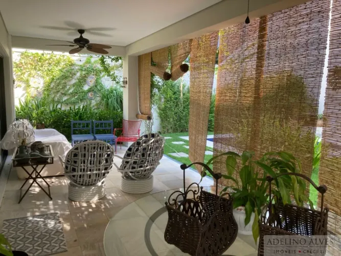 Casa na Vila Inah - Morumbi, com belíssimo paisagismo!