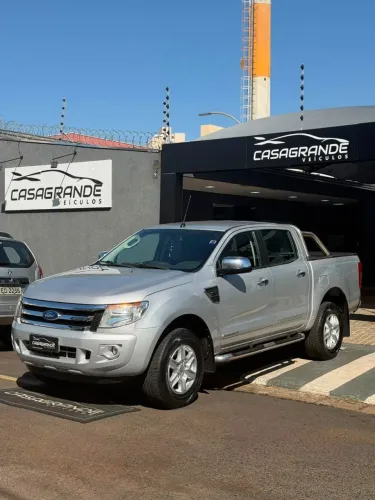 Ford Ranger XLS 2.5 16V 4X2 CD Flex 2015