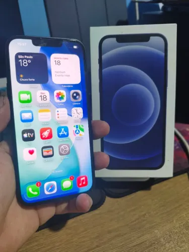 iPhone 16e