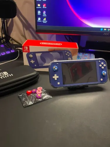 Nintendo Switch Lite 128GB Desbloqueado (Azul) - Completo na Caixa