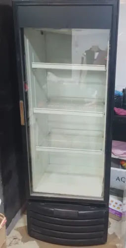 FREEZER VERTICAL EXPOSITOR