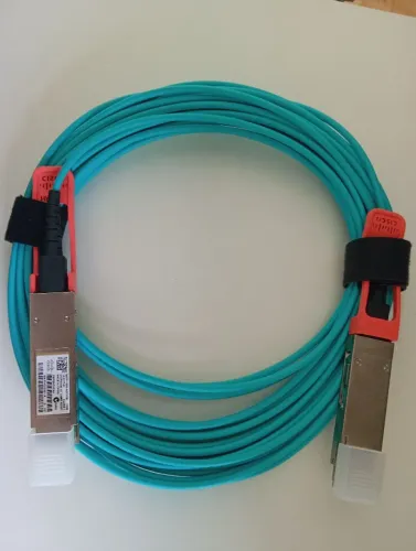 Cabo CISCO 100Giga AOC 10 metros QSFP
