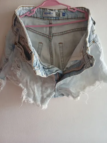 Short jeans seminovo