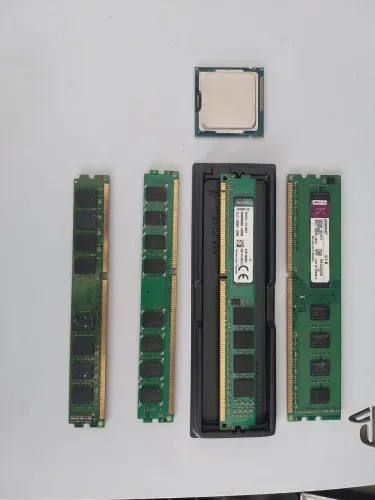 Vendo processador I7-3770 e 16GB de memória ram DDR3(4x4) em perfeito estado,.