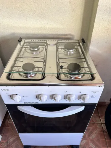 Fogão esmaltec 4 bocas não é automático