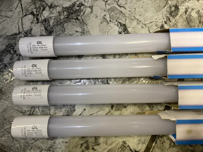 Lâmpada Tubo LED 18W 4000K Luz Neutra
