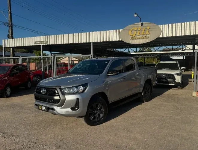 Toyota Hilux CD SR 4X4 2.8 TDI Diesel Aut. 2025