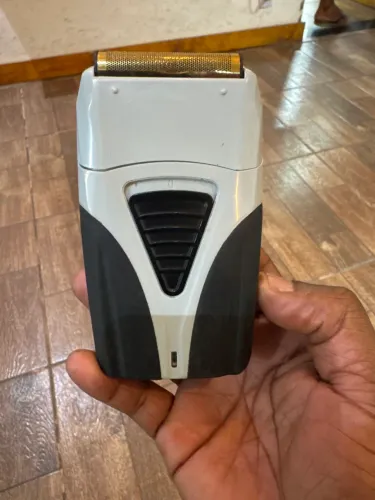 Máquina wahl shaver andis , bem conservada