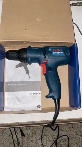 Parafusadeira Bosch gsr-7 14E nova 