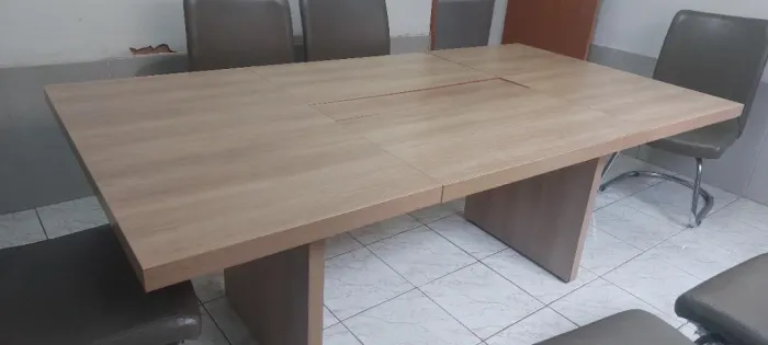 Mesa de reunião 2,00x1,05m