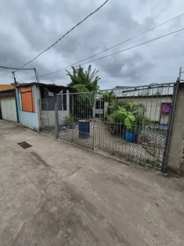 Lote 10 x15 com benfeitoria cozinha comercial