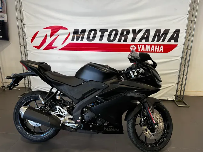 YAMAHA YZF R15 zero 