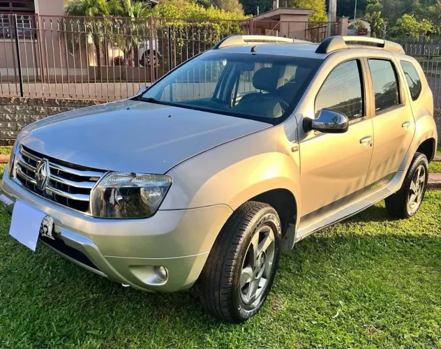 Renault Duster Dynamique 2.0 Hi-flex 16V Mec. 2013