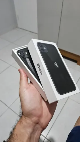 Iphone 11 64 - Excelente estado de conservação. Com capinha, carregador e nota fiscal.