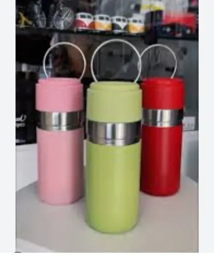 Vendo garrafa térmica e copo térmico